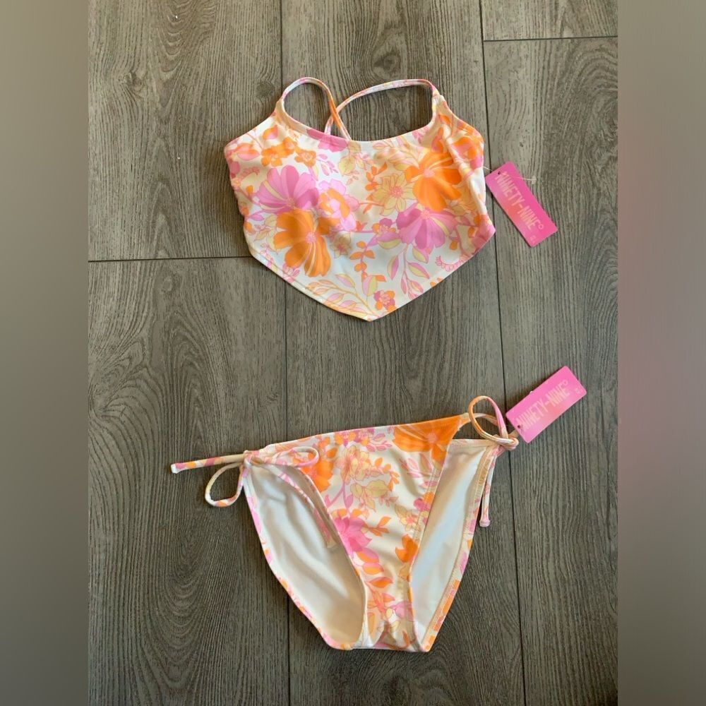 Ninety-Nine woman’s 2 pc bathing suit